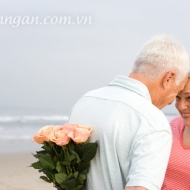 Khoảng trống có một viên đá nhỏ